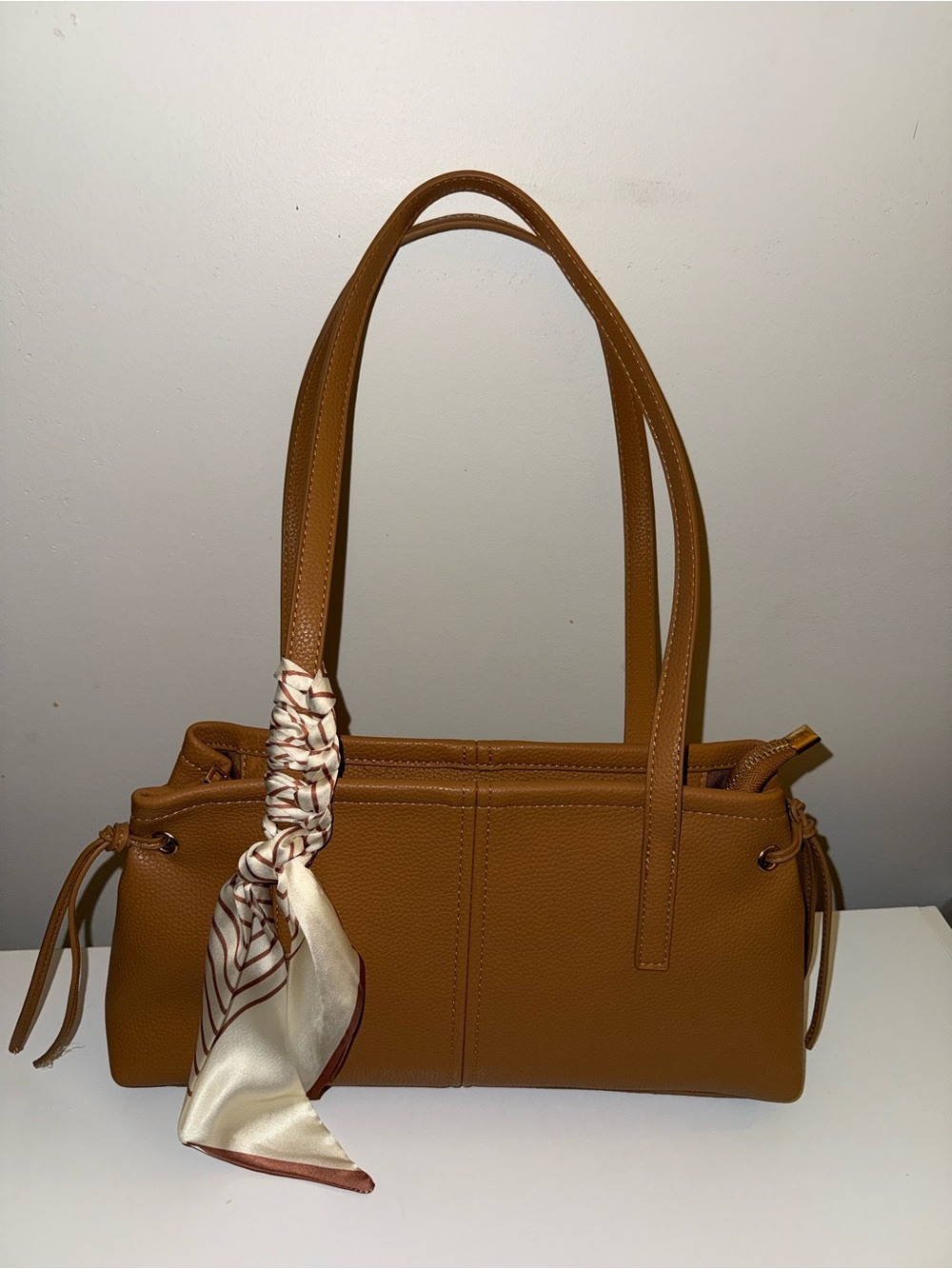 Brown Purse. Like new. Only carried a few times.